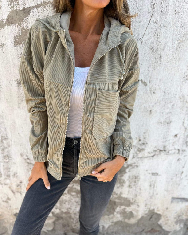 Hooded jacket with zipper