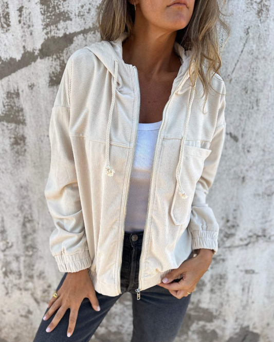 Hooded jacket with zipper