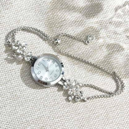 Elegant Sparkling Leaf Bracelet Watch