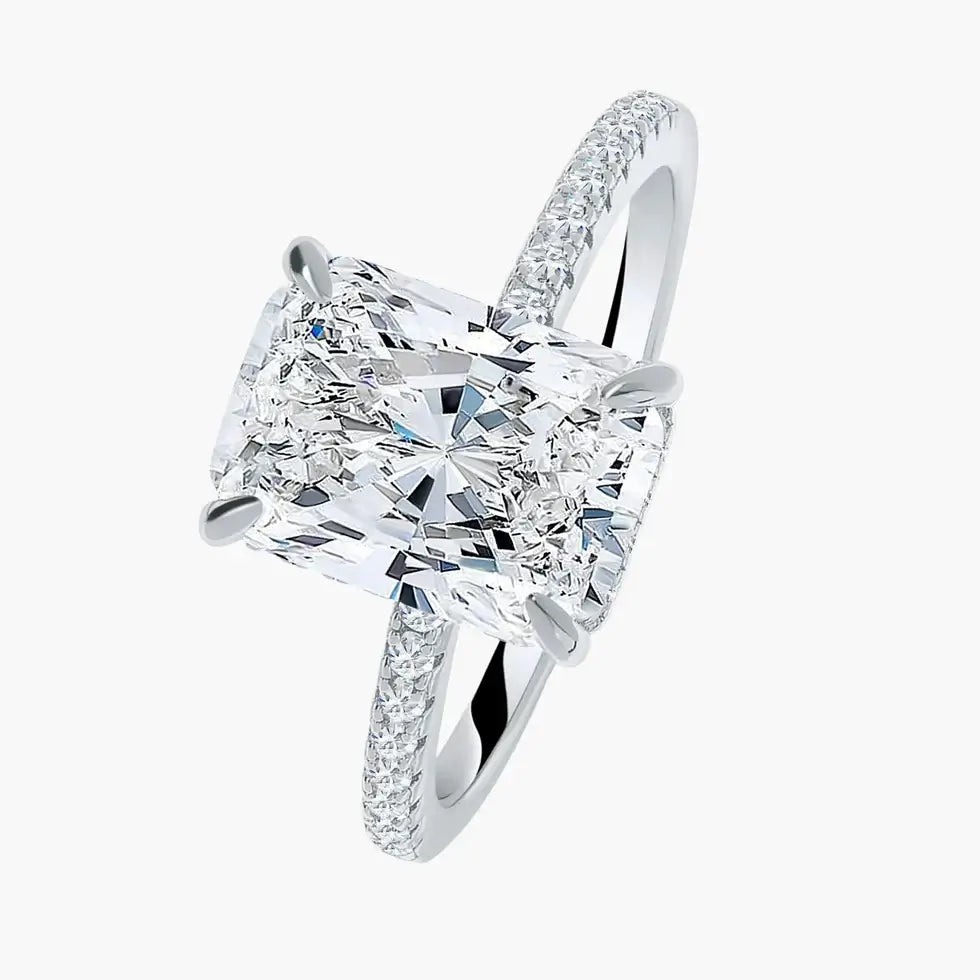 BAGUETTE ÉLITAIRE MOISSANITE RING